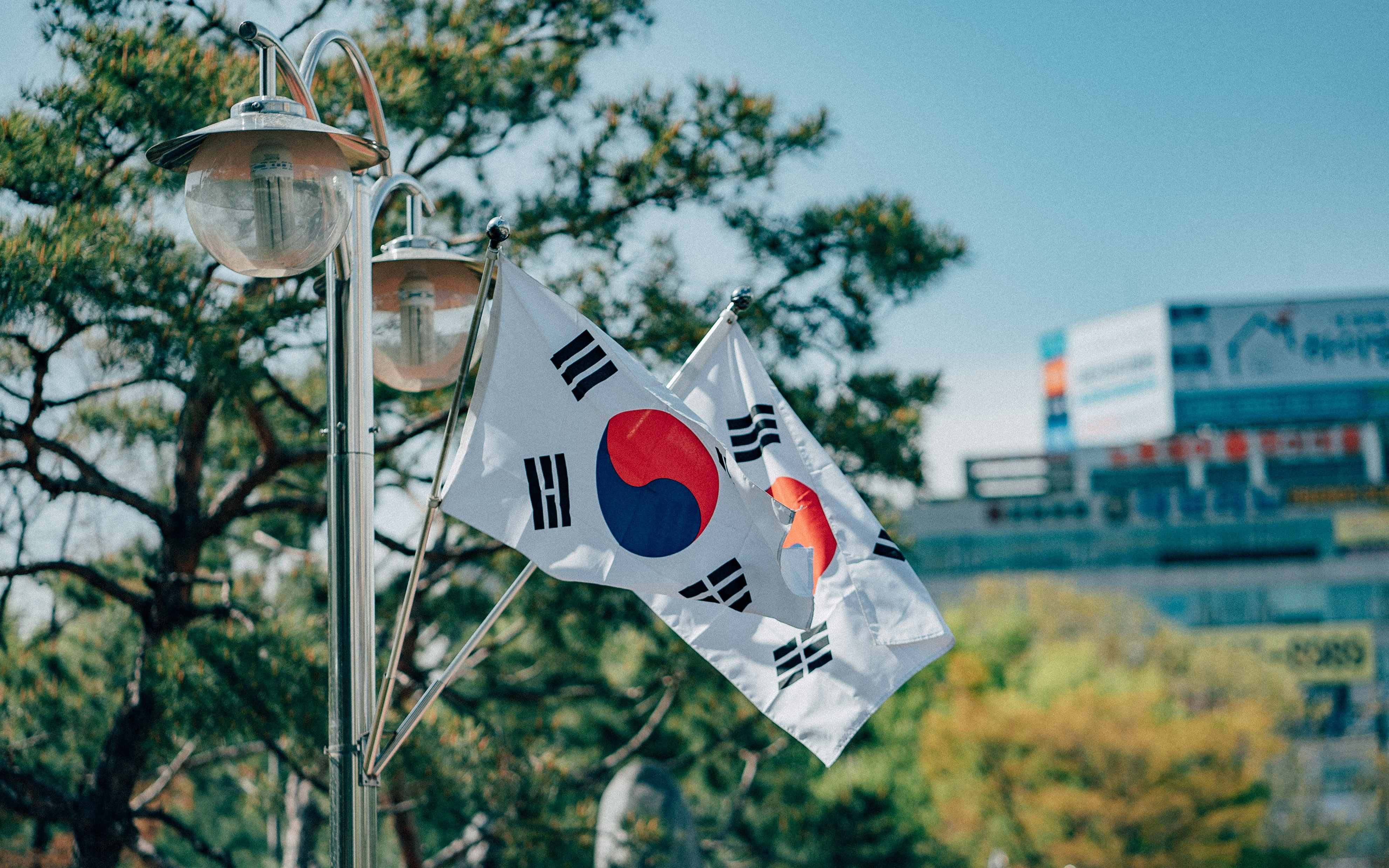 south korean won exchange rate against the dollar