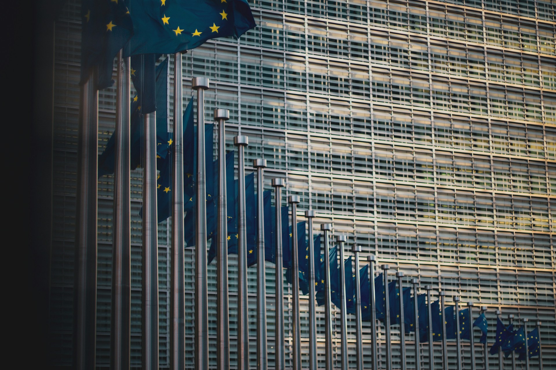 UE